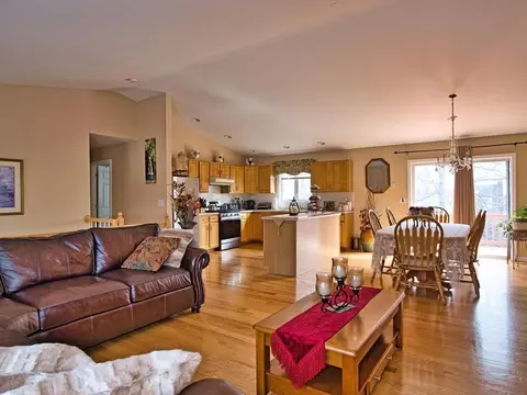 63 Small St, Fall River, MA 02720 photo 10