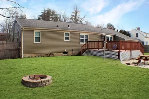 48 Pine Acre Rd, Springfield, MA 01129 photo 15