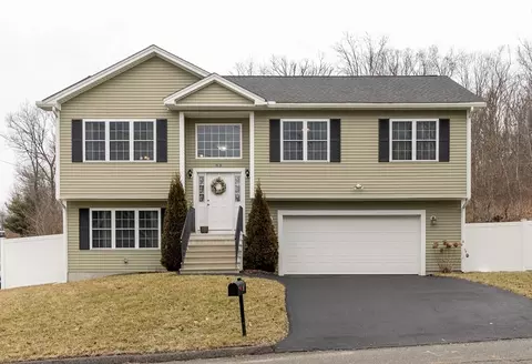 83 Malvern Rd, Worcester, MA 01610