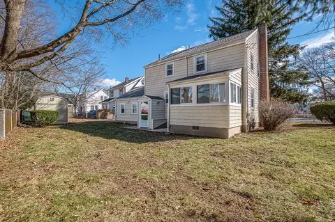 Exterior - 4 Hillside Rd, Dedham, MA 02026 photo 3 of 7