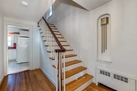 Entry Way - 4 Hillside Rd, Dedham, MA 02026 photo 2 of 3