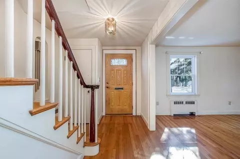 Entry Way - 4 Hillside Rd, Dedham, MA 02026 photo 1 of 3