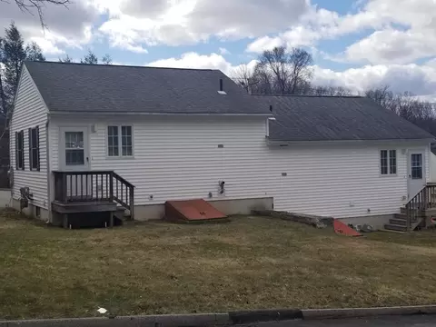 59 Apthorp St, Worcester, MA 01606 photo 8