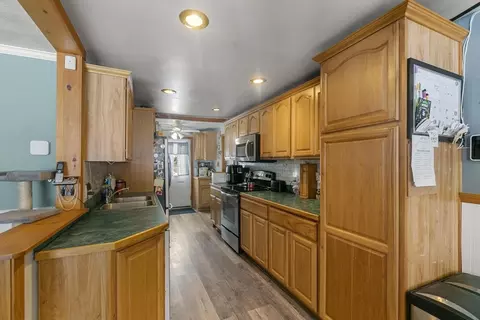 32 Hamblett Ave, Dracut, MA 01826 photo 11