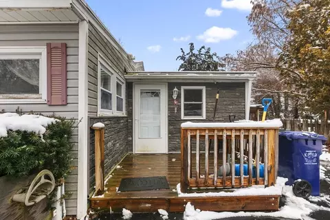 32 Hamblett Ave, Dracut, MA 01826 photo 5