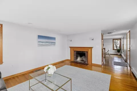 Entry Way - 7 Pioneer Rd, Hingham, MA 02043 photo 1 of 2