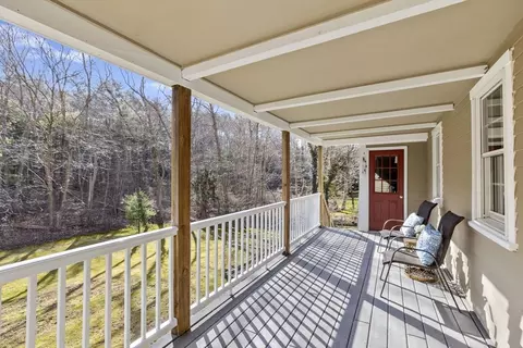 Exterior - 7 Pioneer Rd, Hingham, MA 02043 photo 5 of 7