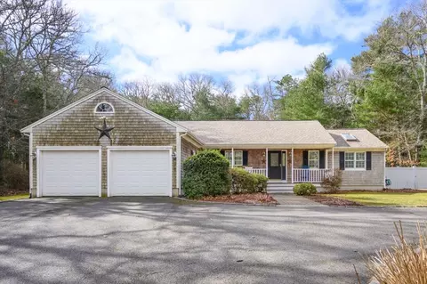 187 Great Neck Rd, Wareham, MA 02571