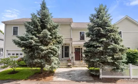 5 Edinboro Ter #5, Newton, MA 02460