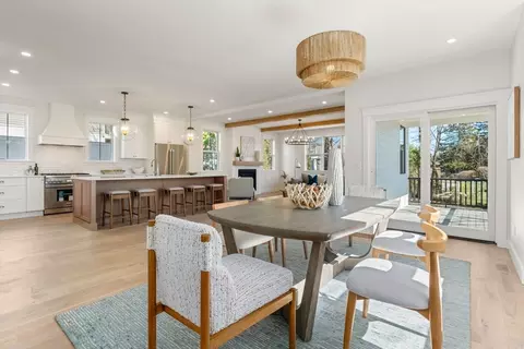 Dining - 95 Wompatuck, Hingham, MA 02043 photo 2 of 3