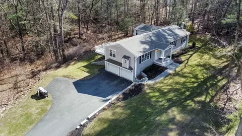 201 Georgetown Rd, Boxford, MA 01921