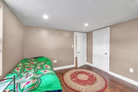 272 Mill St, Springfield, MA 01105 photo 11