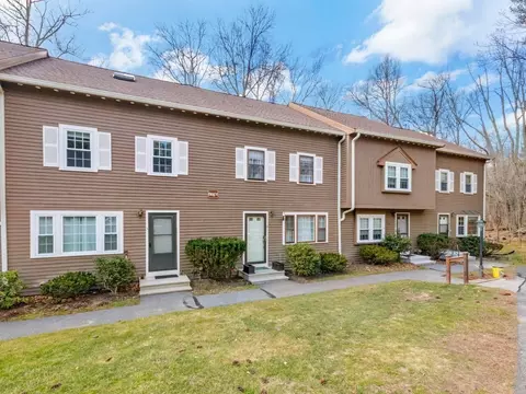 Exterior - 4 Apple Ridge Rd #4, Maynard, MA 01754 photo 6 of 10