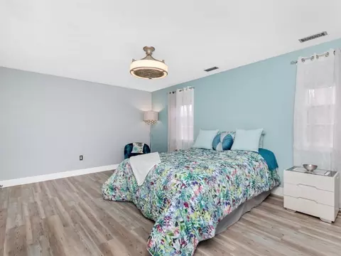 Bedroom - 4 Apple Ridge Rd #4, Maynard, MA 01754 photo 2 of 6