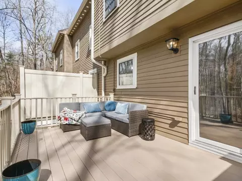 Exterior - 4 Apple Ridge Rd #4, Maynard, MA 01754 photo 1 of 10