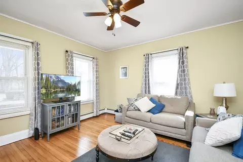 7 Nelson St, Webster, MA 01570 photo 4