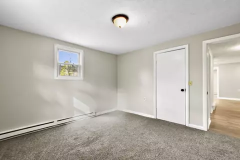 Bedroom - 61 Byrd Ave, Athol, MA 01331 photo 4 of 5