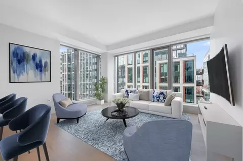 135 Seaport Blvd #1805, Boston, MA 02210