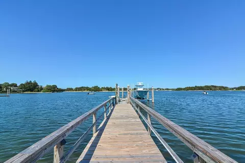 12-13 Shell, Wareham, MA 02571