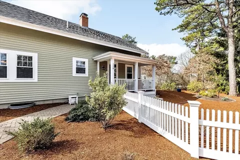 Exterior - 138 Whippoorwill Cir, Mashpee, MA 02649 photo 8 of 9
