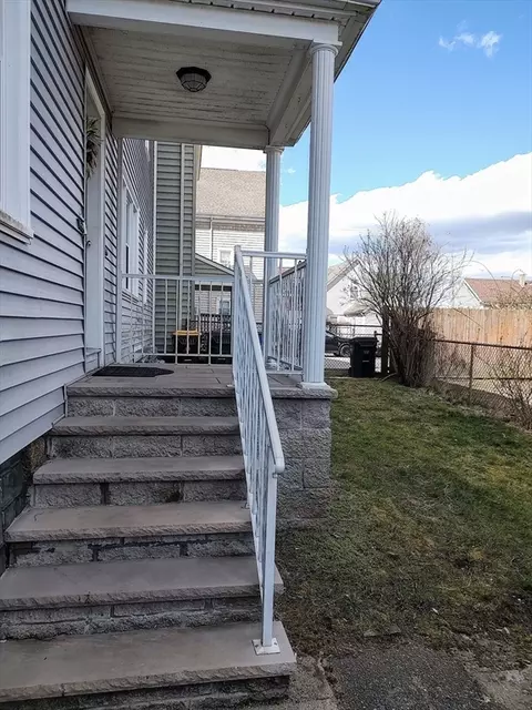 182 Suffolk St, Fall River, MA 02720 photo 8