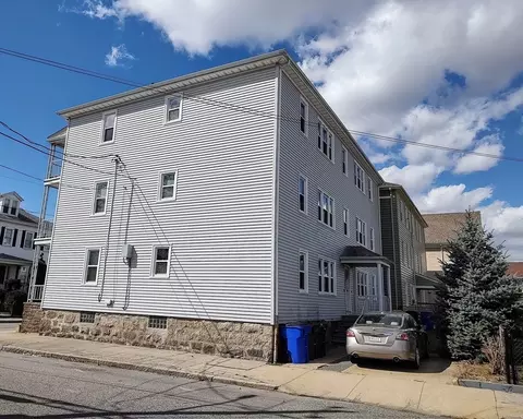 182 Suffolk St, Fall River, MA 02720 photo 4