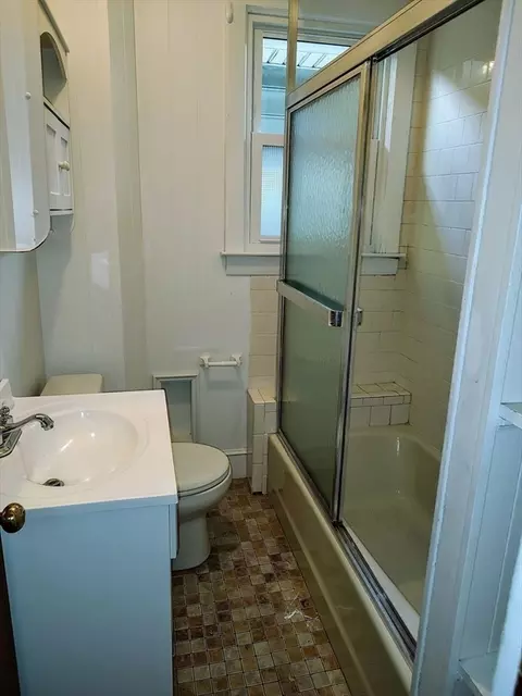 182 Suffolk St, Fall River, MA 02720 photo 35