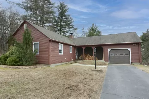 1045 Circle Dr, Palmer, MA 01069