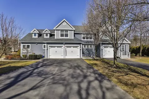 129 A B Lincoln St, Hudson, MA 01749