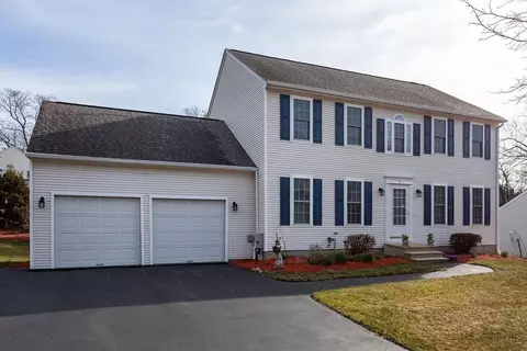 5 Heronwood Dr, Shrewsbury, MA 01545