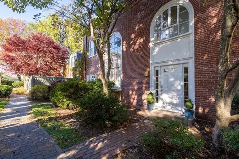 60 Burroughs St #33, Boston, MA 02130