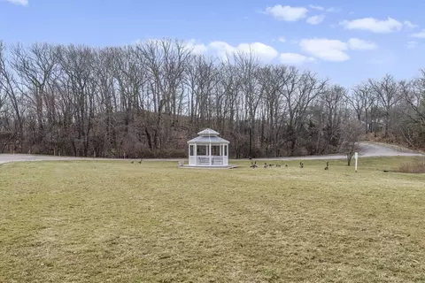 21 Beals Cv #E, Hingham, MA 02043 photo 25