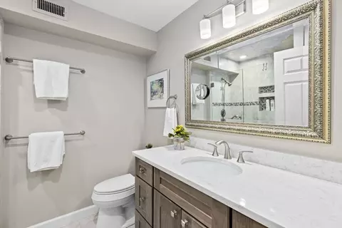 21 Beals Cv #E, Hingham, MA 02043 photo 17