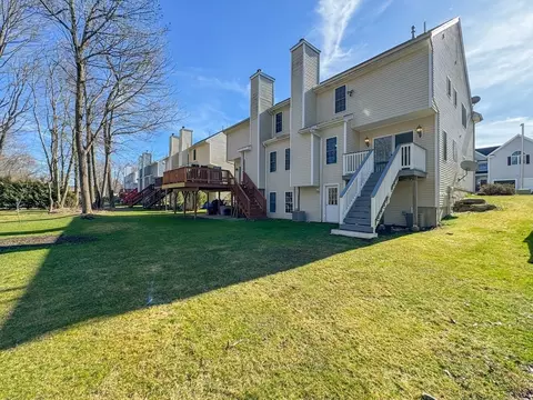 20 Meena Dr, Worcester, MA 01603 photo 3