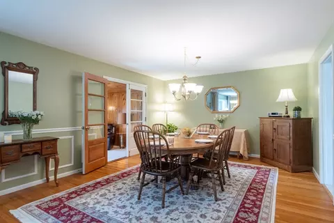 Dining - 76 Ridgeway Cir, Springfield, MA 01118 photo 3 of 3