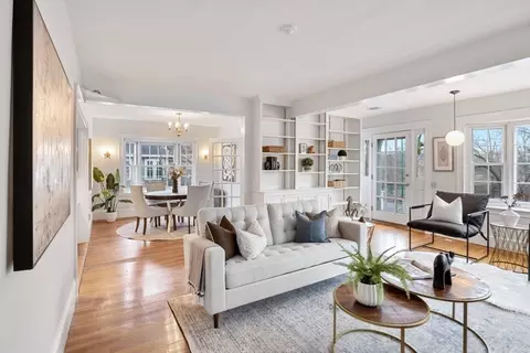 8 Russell Rd, Newton, MA 02458