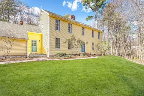 216 Winter St, Hopkinton, MA 01748