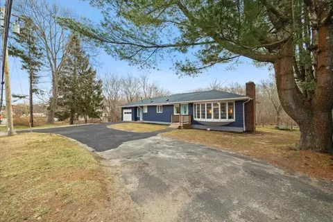 Exterior - 45 Broadway, Raynham, MA 02767 photo 2 of 7
