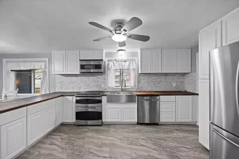 Kitchen - 45 Broadway, Raynham, MA 02767 photo 4 of 4