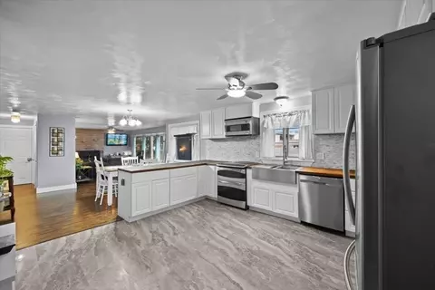 Kitchen - 45 Broadway, Raynham, MA 02767 photo 3 of 4