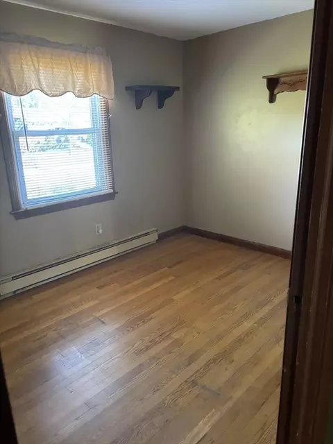 27 Aspen Rd, Springfield, MA 01128 photo 13