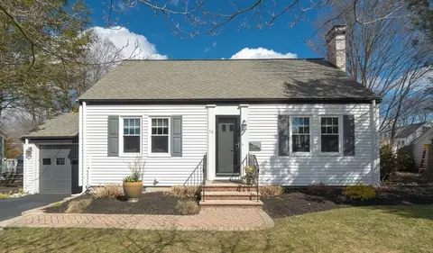 38 Tremont St, Stoneham, MA 02180