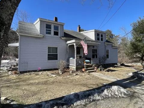 12 Canal St, Townsend, MA 01474