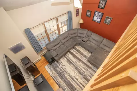 Living - 22 Dinahs Way, Wareham, MA 02571 photo 2 of 3