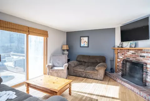 Living - 22 Dinahs Way, Wareham, MA 02571 photo 3 of 3