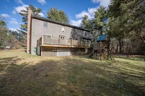 Exterior - 22 Dinahs Way, Wareham, MA 02571 photo 5 of 10