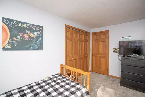 Bedroom - 22 Dinahs Way, Wareham, MA 02571 photo 2 of 8