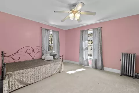 Bedroom - 6 Wakefield St, Worcester, MA 01605 photo 4 of 9