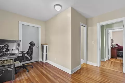 Entry Way - 6 Wakefield St, Worcester, MA 01605 photo 3 of 3