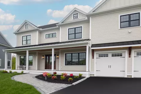 6 Patricks Place, Melrose, MA 02176